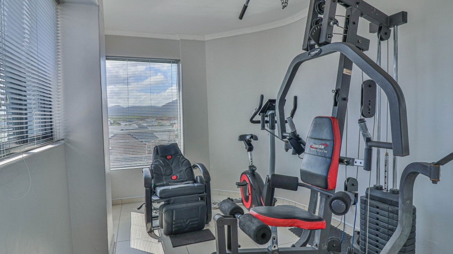 4 Bedroom Property for Sale in Perlemoenbaai Western Cape